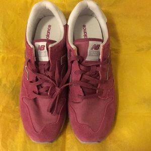 New Balance 520 Woman Sneaker